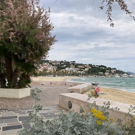 Climatise, Traversant Avec Parking Prive - Centre - Fr-1-308-193 Apartment *